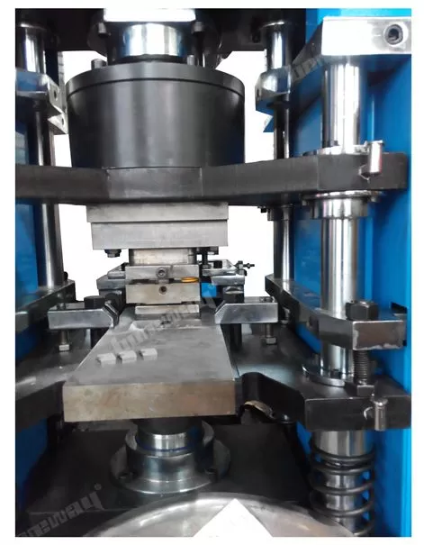 Powder Pressing machine 60T cold press machine for making diamond segments