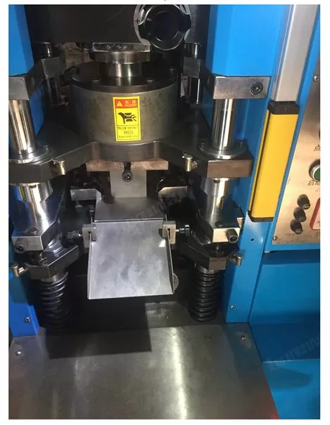 Powder Pressing machine 60T cold press machine for making diamond segments